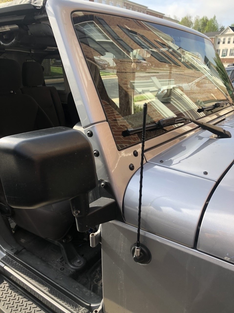 Quadratec 16" Hi Performance AM/FM Stubby Antenna for 0723 Jeep